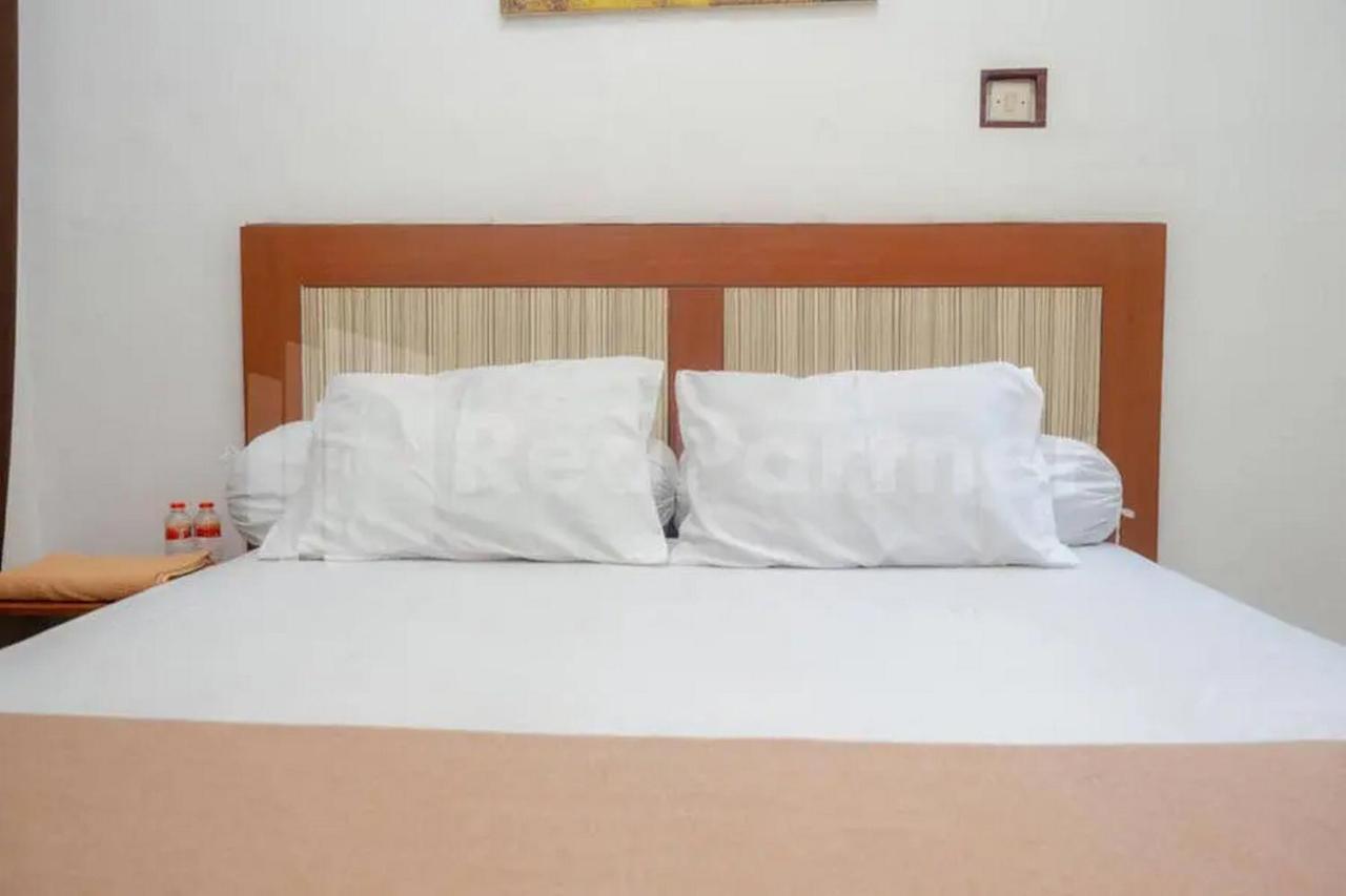 Homestay Babussalam Rungkut Mitra Reddoorz Medokanayu Экстерьер фото